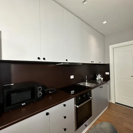 Apartment Select 5