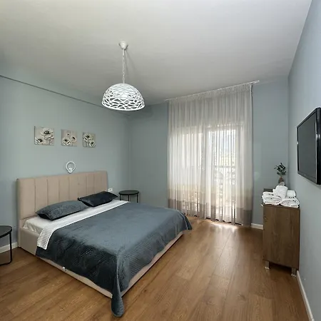 Select 5 Apartment Tirana