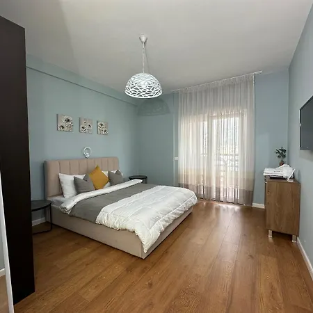 Select 5 Apartment Tirana